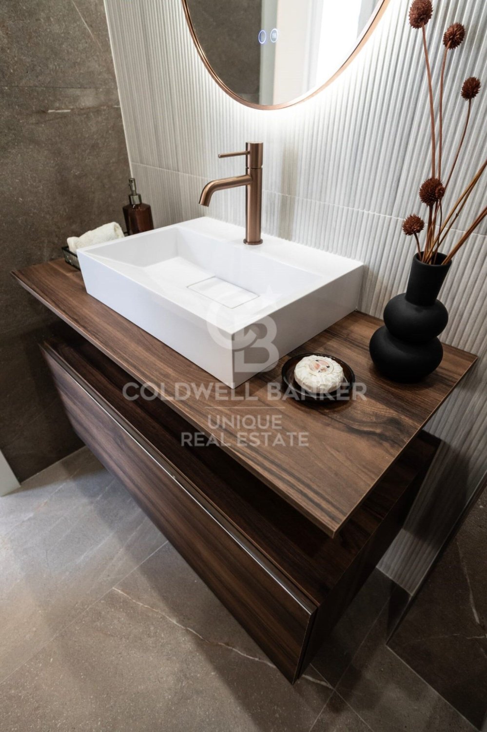 Apartment in Madrid, Spain 2 bedrooms, 93 sq.m. No. 157809