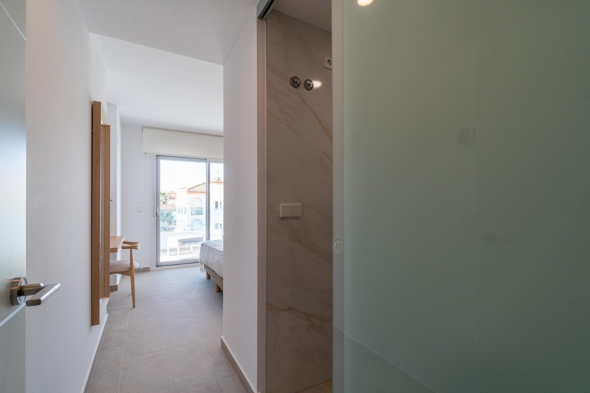 Apartamento en Playa Flamenca II, Alicante, España 3 dormitorios, 94 m2 No. 187286