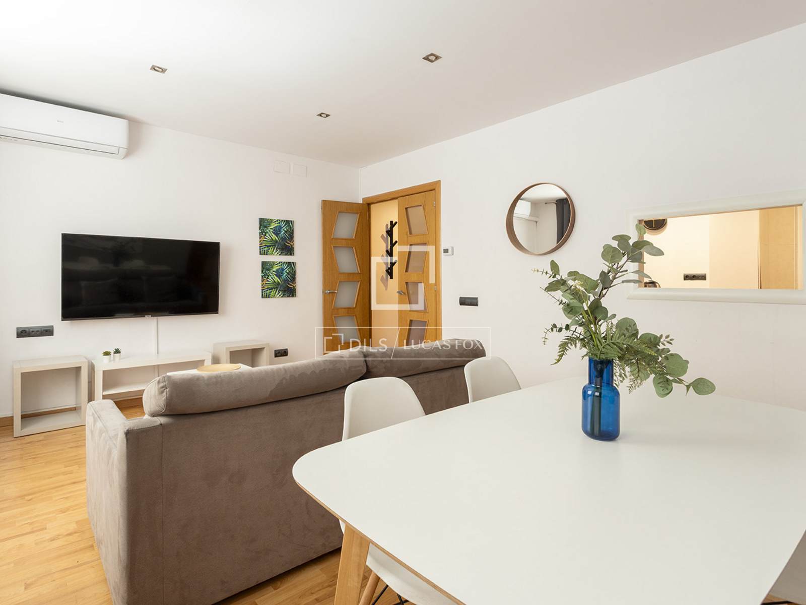 Apartment in Barcelona, Spain 2 bedrooms, 66 sq.m. No. 192641