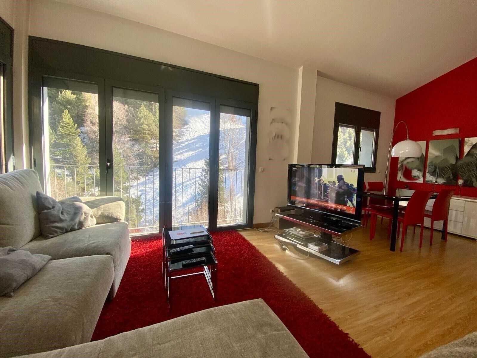 Ático en Principado De Andorra (Ninguna Poblacion Tiene C.P.), Lérida, España 2 dormitorios, 70 m2 No. 156744