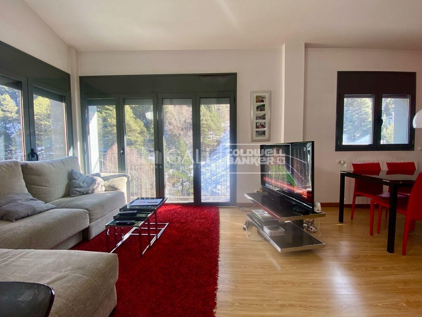 Ático en Principado De Andorra (Ninguna Poblacion Tiene C.P.), Lérida, España 2 dormitorios, 70 m2 No. 156744