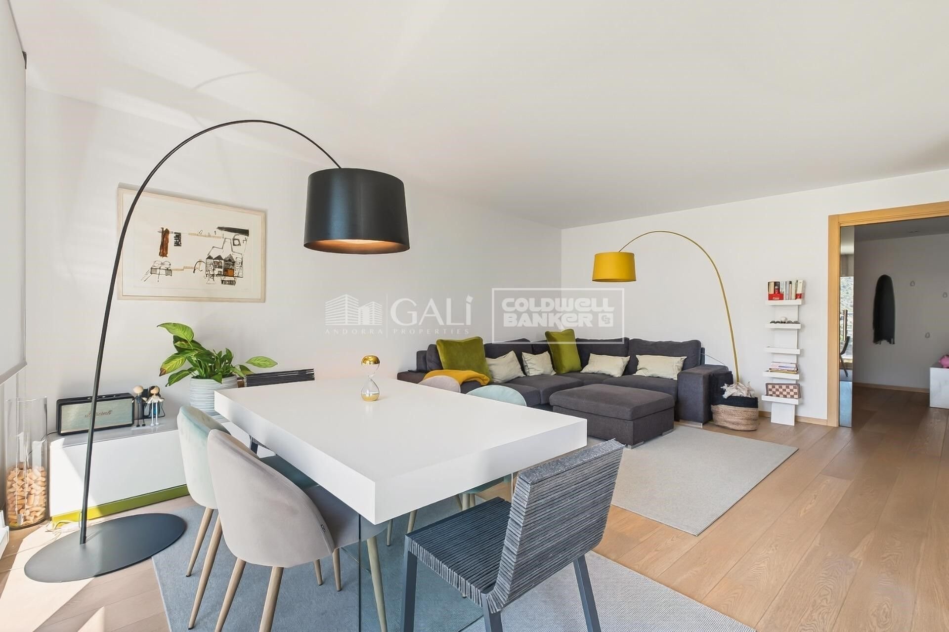 Apartament w Principado De Andorra (Ninguna Poblacion Tiene C.P.), Lleida, Hiszpania 4 sypialnie, 145 mkw. nr 156741