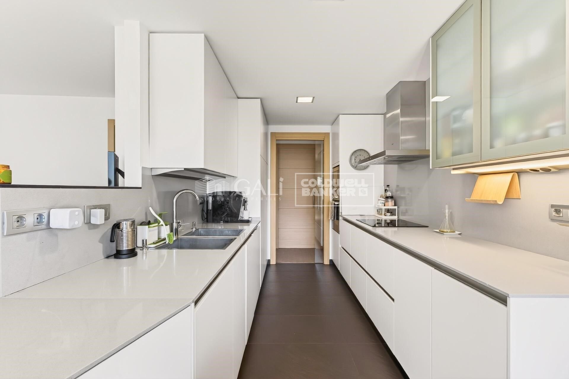 Apartament w Principado De Andorra (Ninguna Poblacion Tiene C.P.), Lleida, Hiszpania 4 sypialnie, 145 mkw. nr 156741