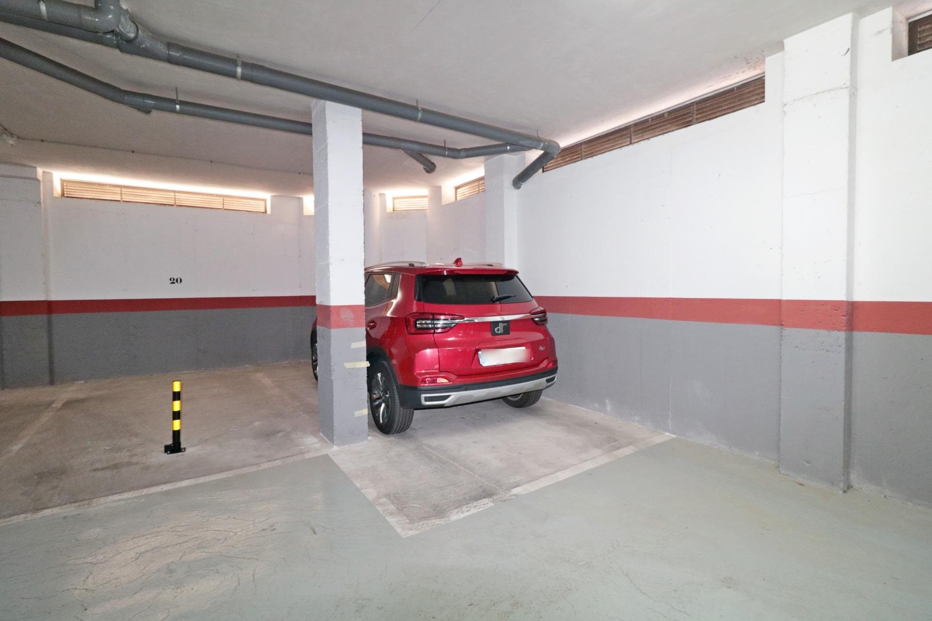 Apartment à Torrevieja, Alicante, Espagne 2 chambres, 79 m2 No. 194433