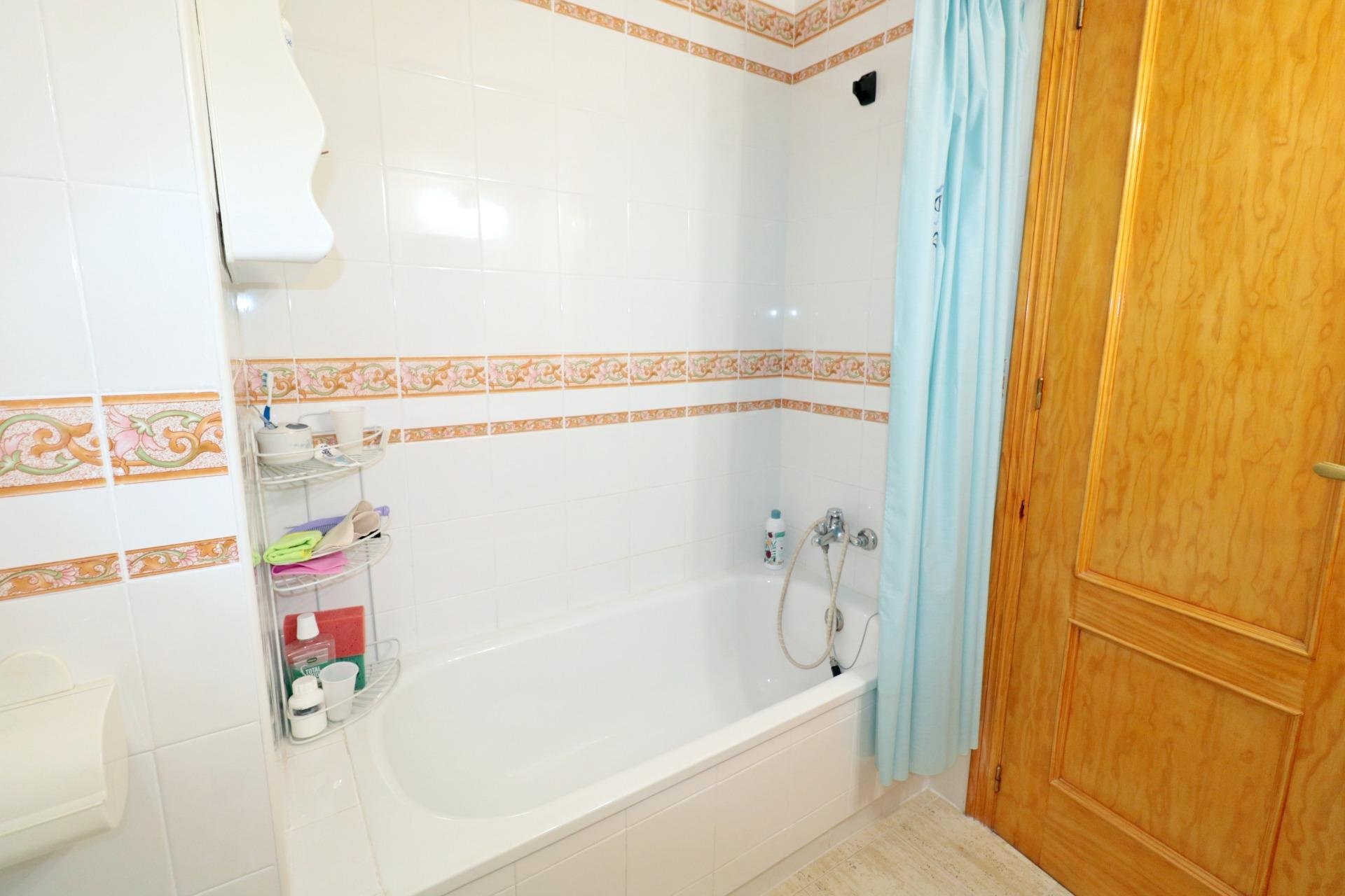Dzīvoklis Torrevieja, Alicante, Spānijā 2 istabas, 60 m2 Nr. 194435