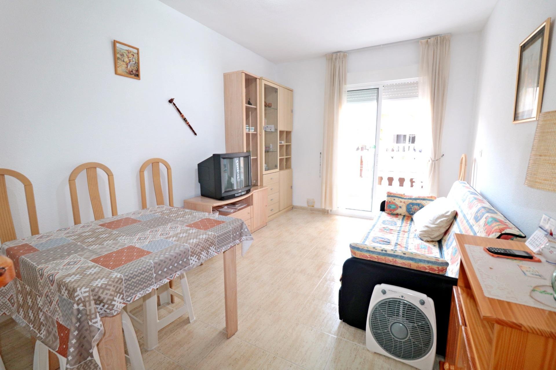 Dzīvoklis Torrevieja, Alicante, Spānijā 2 istabas, 60 m2 Nr. 194435