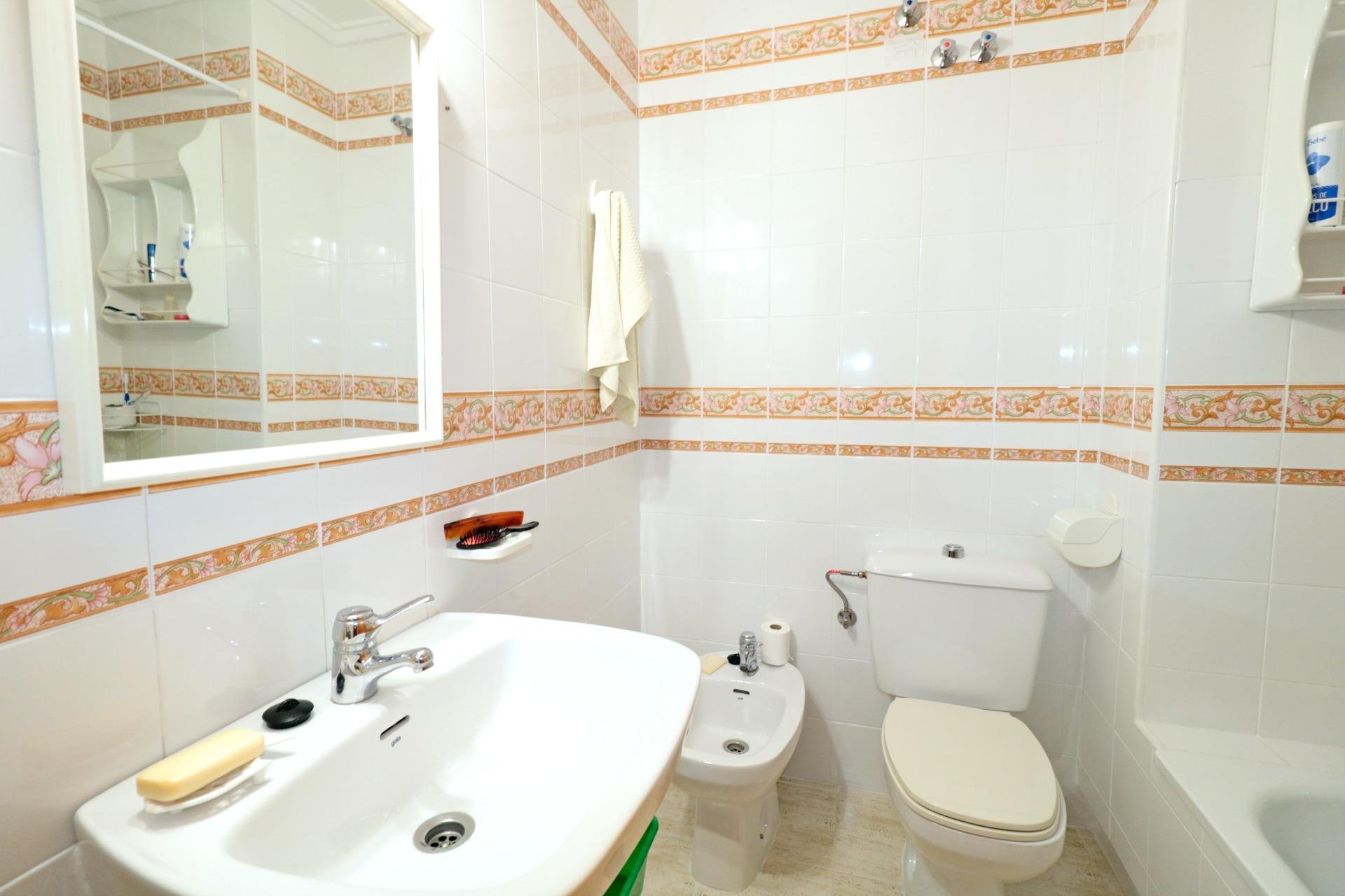 Dzīvoklis Torrevieja, Alicante, Spānijā 2 istabas, 60 m2 Nr. 194435