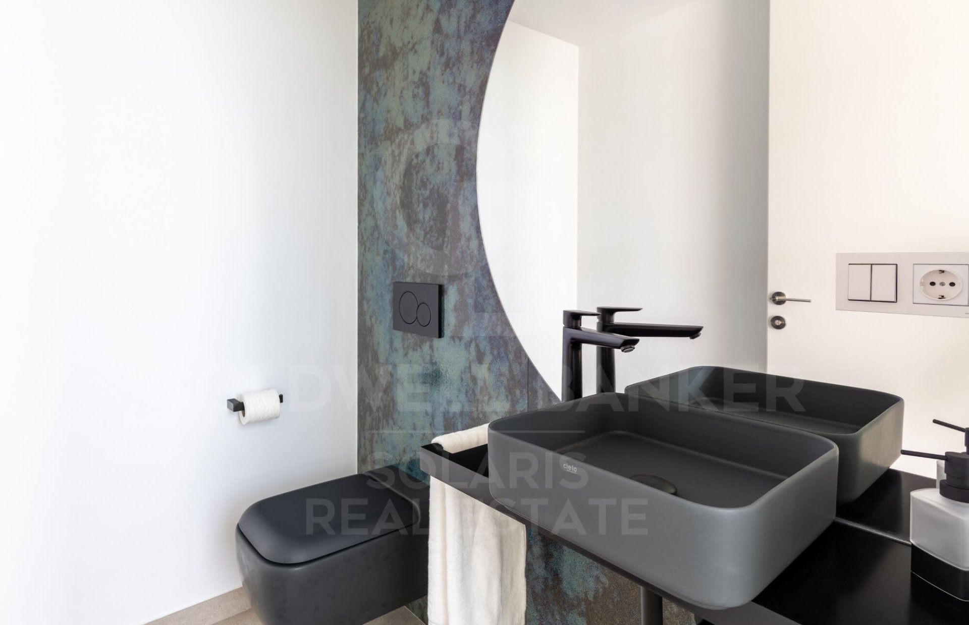 Villa à Altea, Alicante, Espagne 3 chambres, 467 m2 No. 160308
