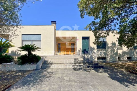 House à Peralada, Girona, Espagne 6 chambres, 445 m2 No. 160307