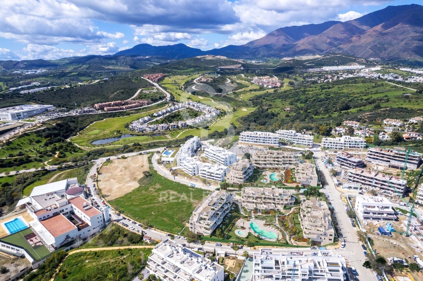 Apartamento en Estepona, Málaga, España 4 dormitorios, 167 m2 No. 156835