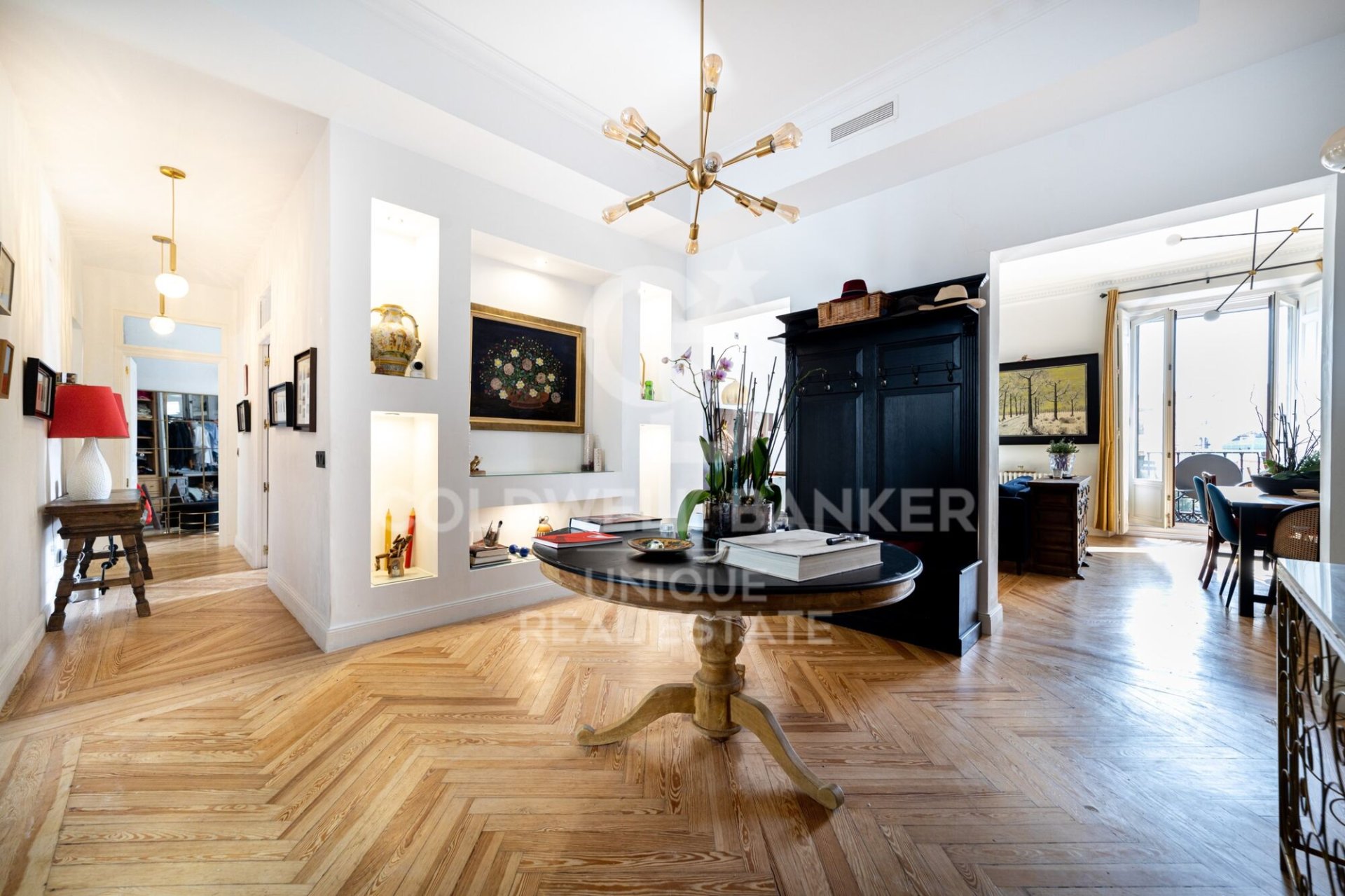 Apartament w Madrid, Hiszpania 3 sypialnie, 209 mkw. nr 156831