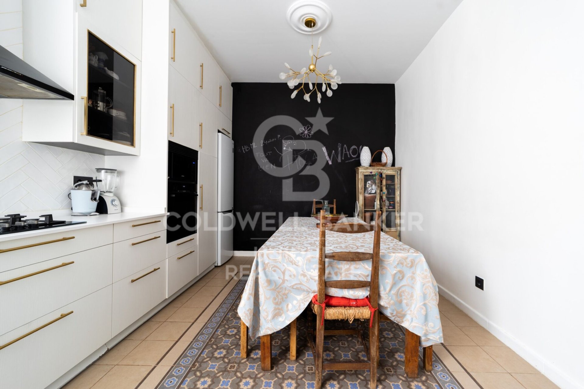 Apartament w Madrid, Hiszpania 3 sypialnie, 209 mkw. nr 156831
