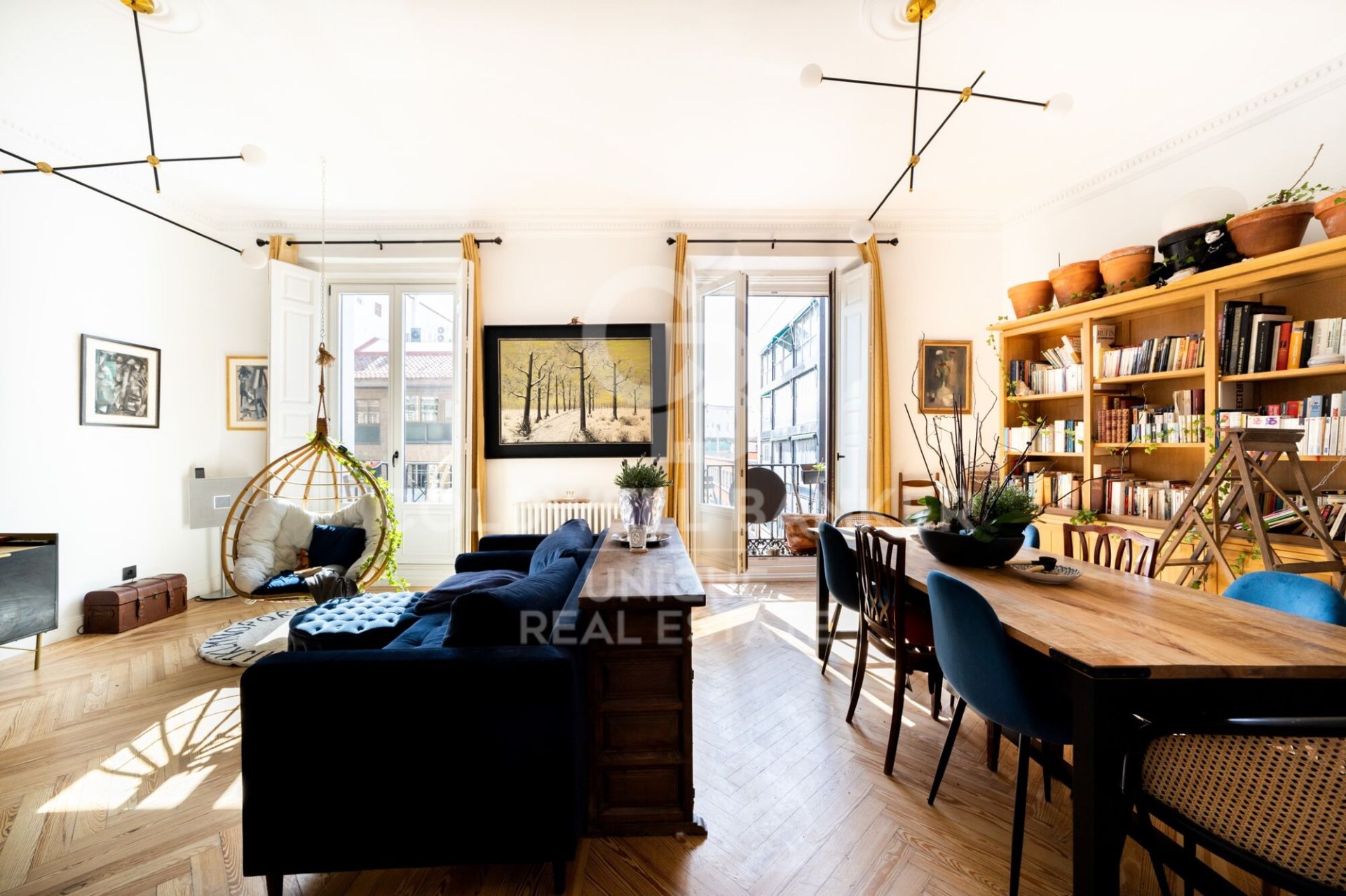 Apartament w Madrid, Hiszpania 3 sypialnie, 209 mkw. nr 156831