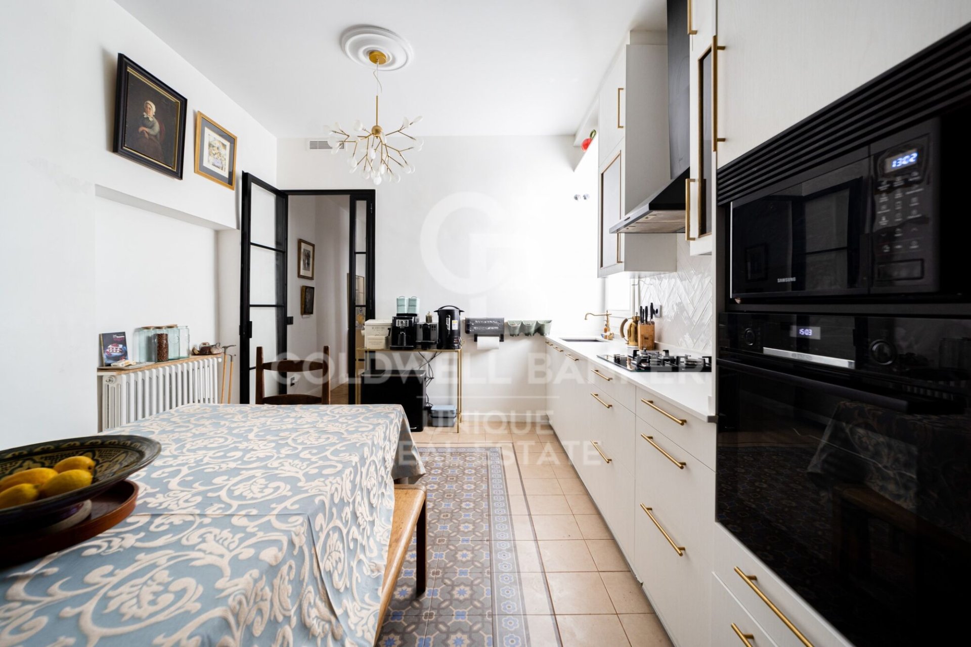 Apartament w Madrid, Hiszpania 3 sypialnie, 209 mkw. nr 156831