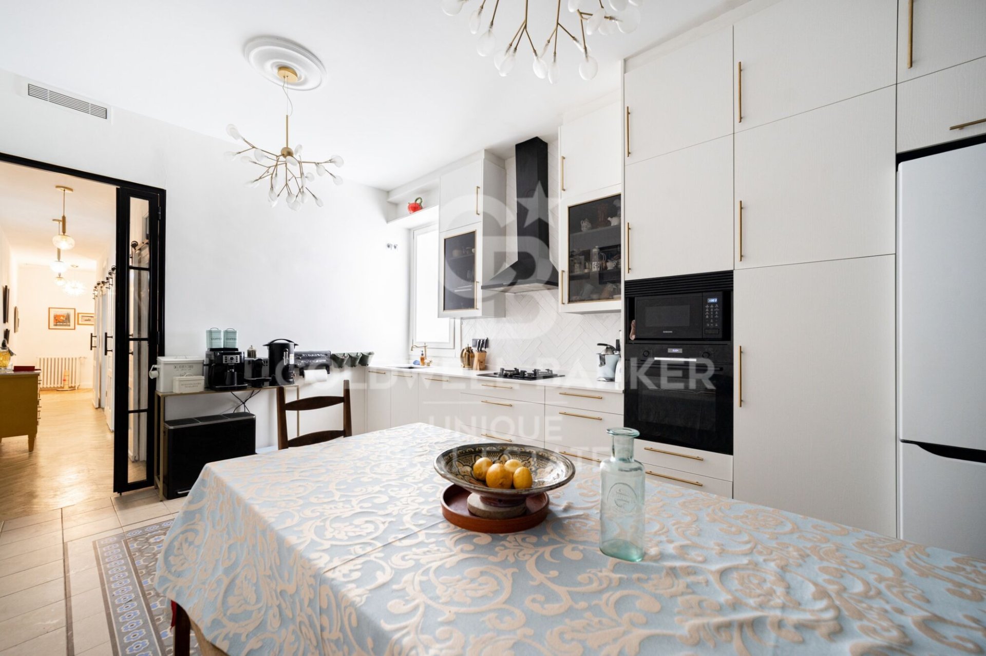 Apartament w Madrid, Hiszpania 3 sypialnie, 209 mkw. nr 156831