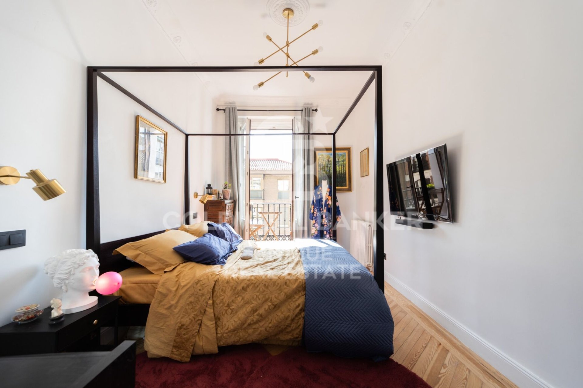 Apartament w Madrid, Hiszpania 3 sypialnie, 209 mkw. nr 156831