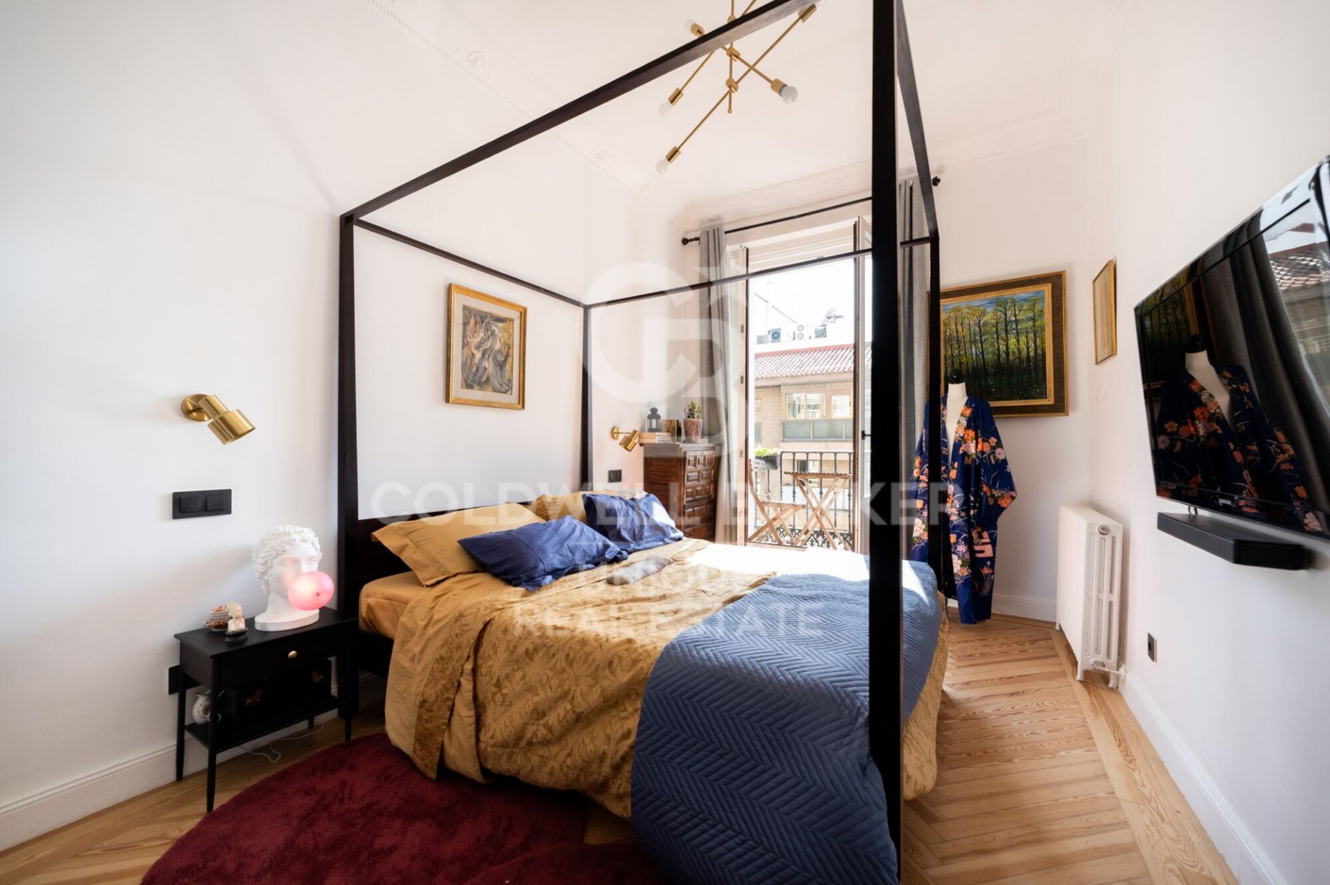 Apartament w Madrid, Hiszpania 3 sypialnie, 209 mkw. nr 156831