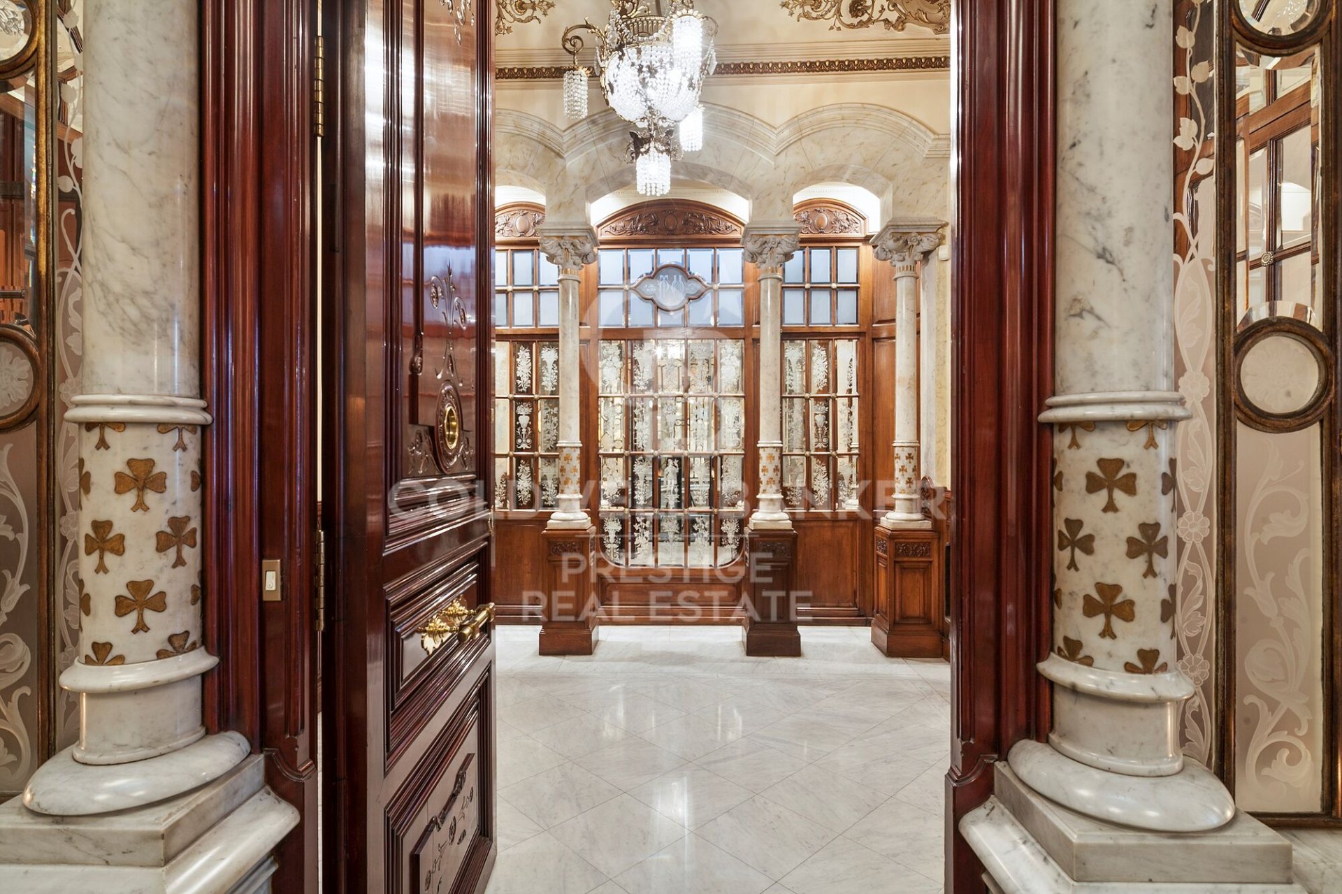 Apartament w Barcelona, Hiszpania 5 sypialni, 944 mkw. nr 160377
