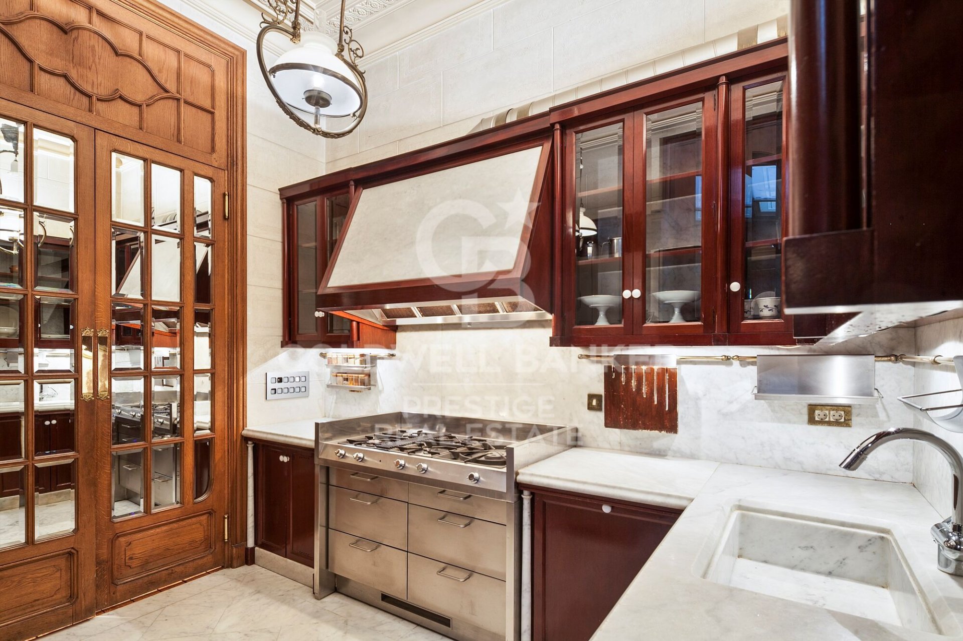 Apartament w Barcelona, Hiszpania 5 sypialni, 944 mkw. nr 160377