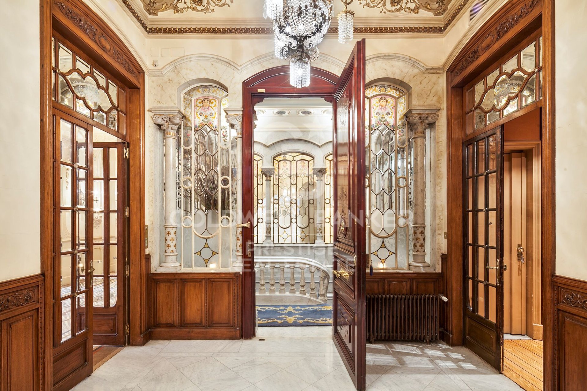 Apartament w Barcelona, Hiszpania 5 sypialni, 944 mkw. nr 160377