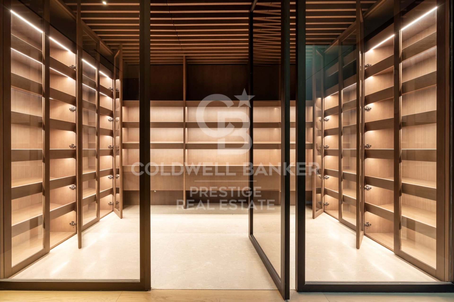 Casa a Barcelona, Spagna 6 camere da letto, 1275 mq. N° 160376