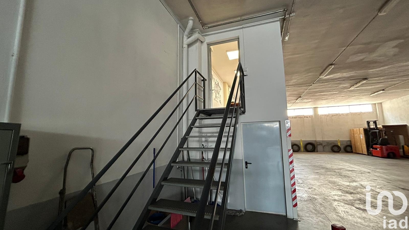 Commercial property in Terrassa, Barcelona, Spain 527 sq.m. No. 153983