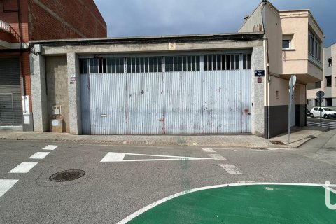 Коммерческая недвижимость в Терраса, Барселона, Испания 527м2 №153983