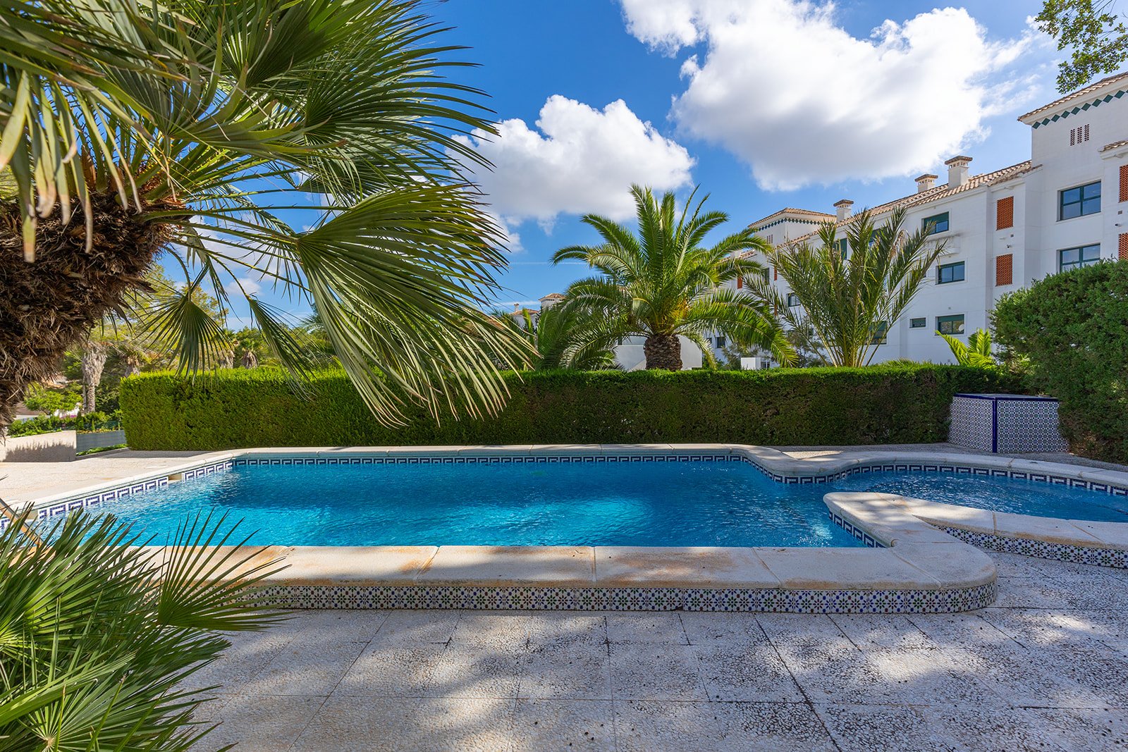 Villa i Alicante, Spanien 5 sovrum, 366 kvm. Nr. 179618