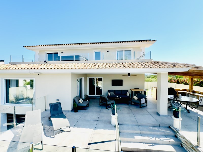 Villa i Albir, Alicante, Spanien 4 sovrum, 350 kvm. Nr. 179620