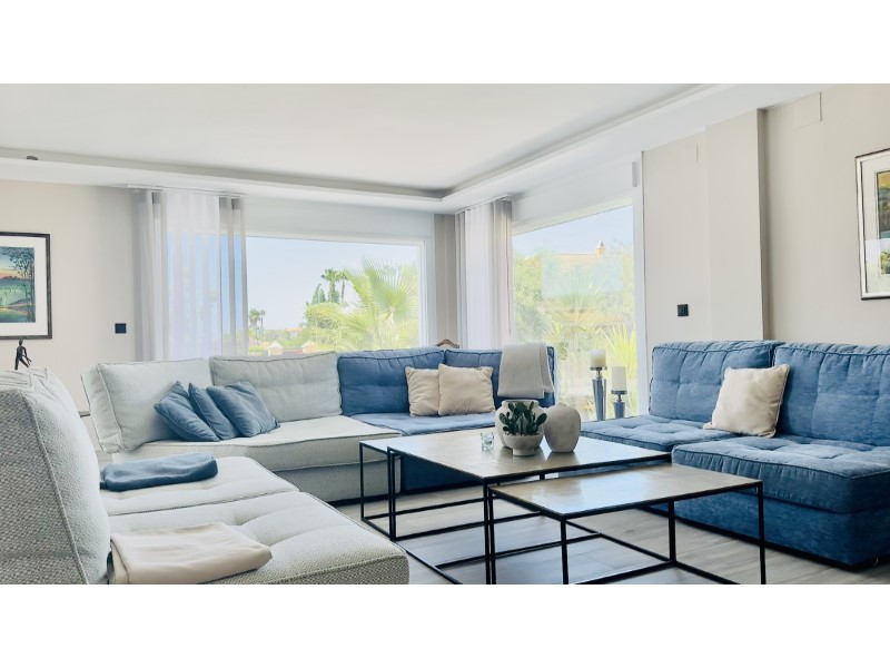 Villa i Albir, Alicante, Spanien 4 sovrum, 350 kvm. Nr. 179620
