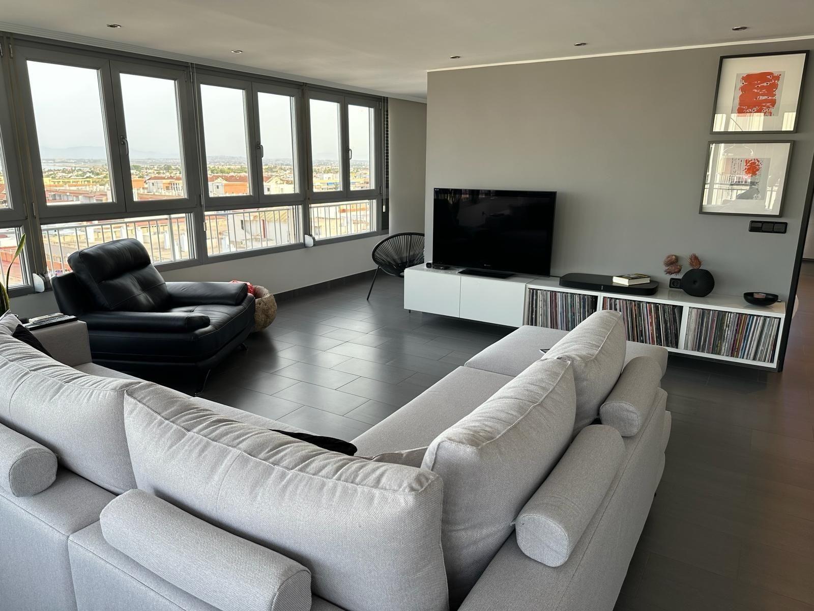 Huoneisto Torrevieja, Alicante, Espanja 2 makuuhuonetta, 118 m2 No. 137720