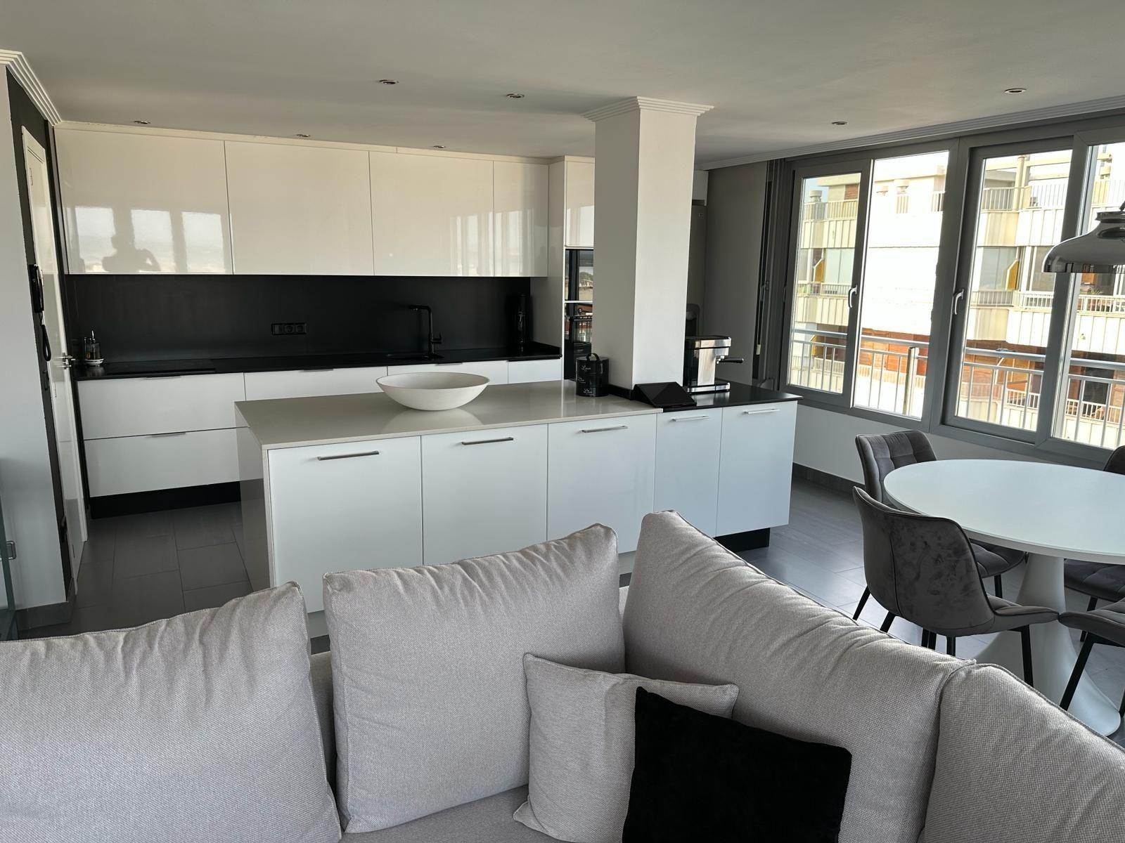 Huoneisto Torrevieja, Alicante, Espanja 2 makuuhuonetta, 118 m2 No. 137720