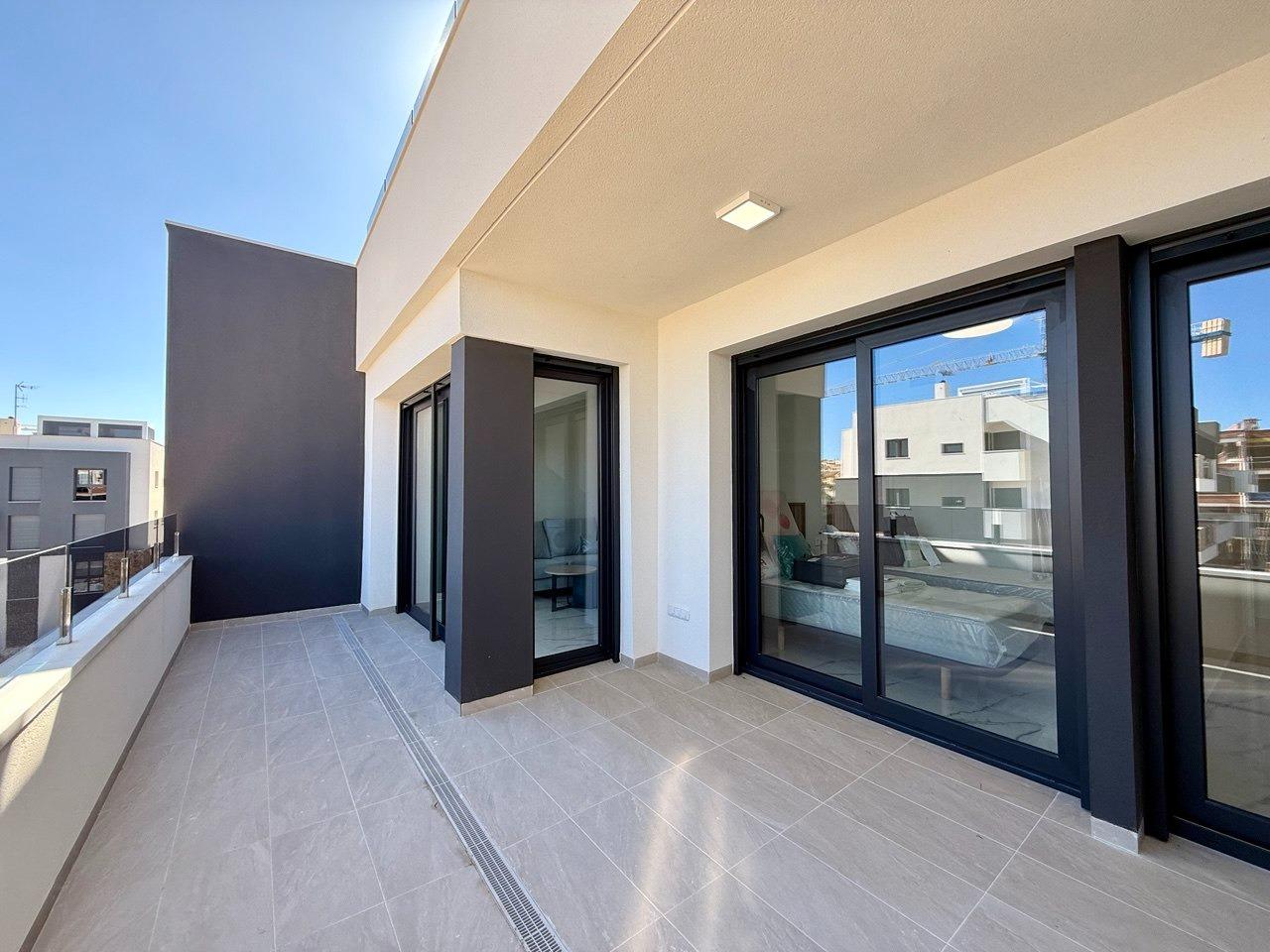 Penthouse à Torrevieja, Alicante, Espagne 2 chambres, 96 m2 No. 165884