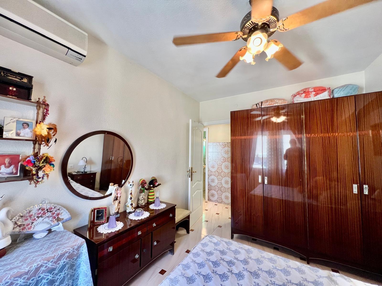 Wohnung in Santa Pola, Alicante, Spanien 1 Schlafzimmer, 90 m2 Nr. 165890