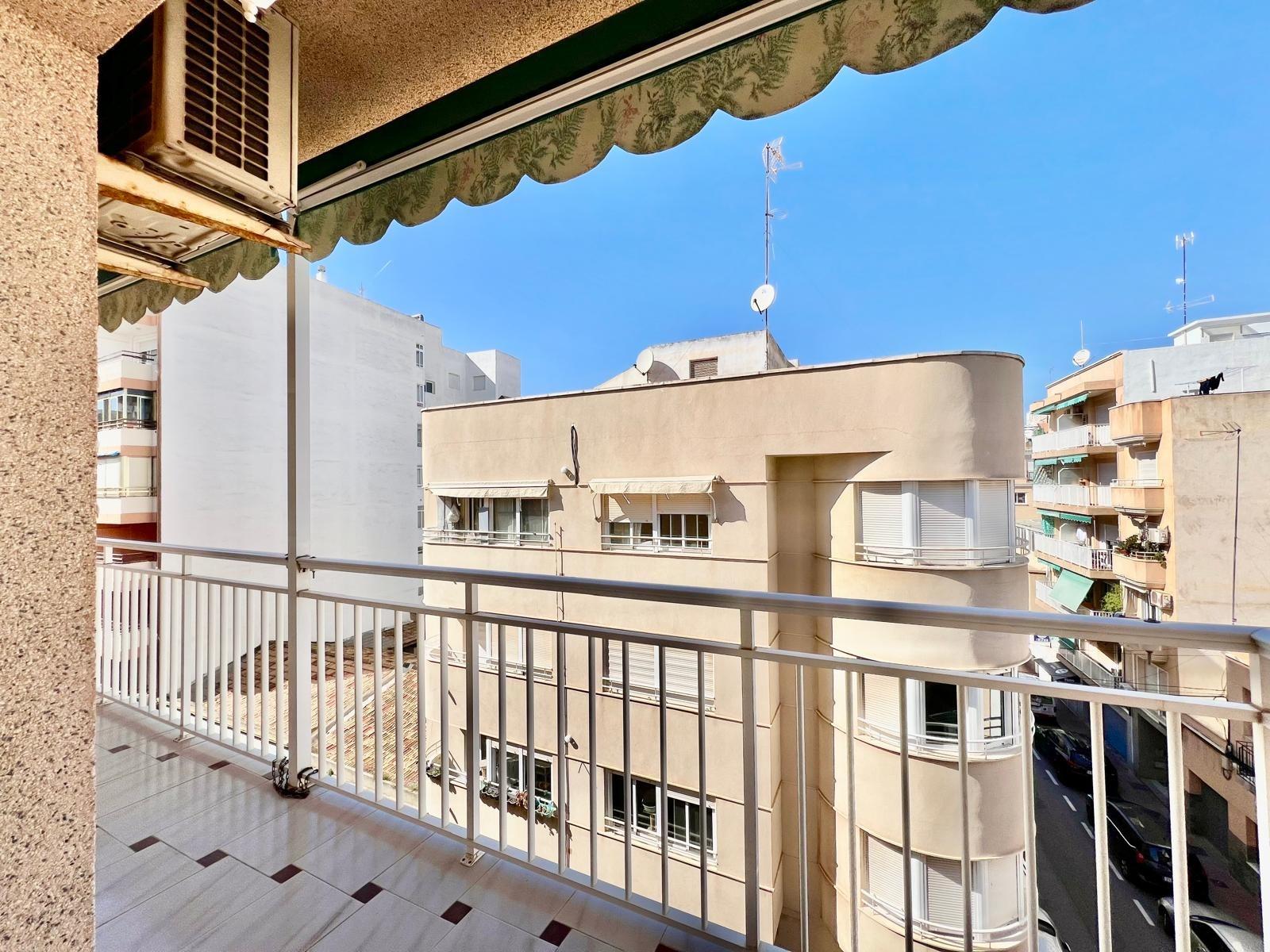 Wohnung in Santa Pola, Alicante, Spanien 1 Schlafzimmer, 90 m2 Nr. 165890