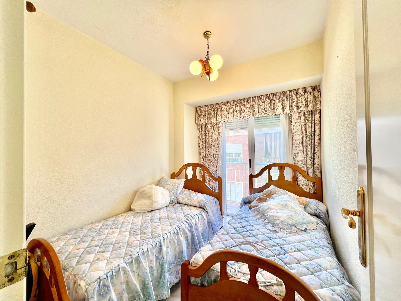 Wohnung in Santa Pola, Alicante, Spanien 1 Schlafzimmer, 90 m2 Nr. 165890
