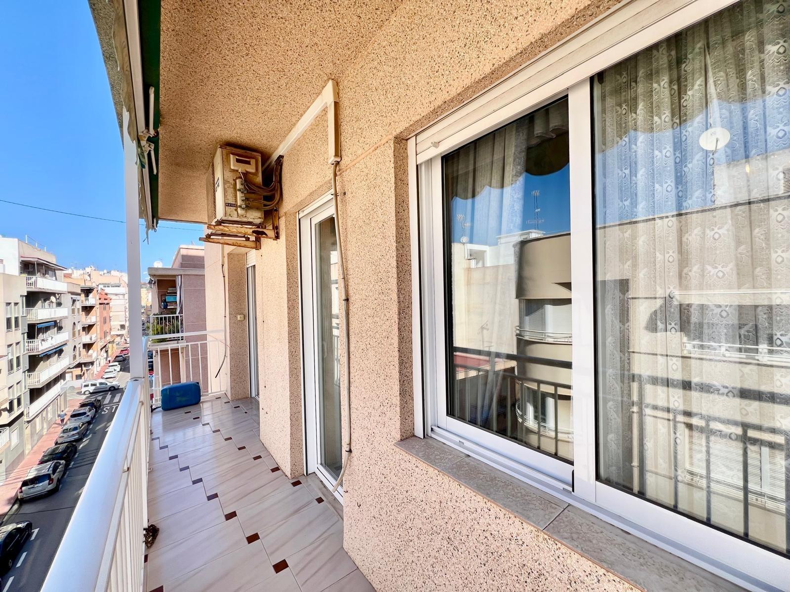 Wohnung in Santa Pola, Alicante, Spanien 1 Schlafzimmer, 90 m2 Nr. 165890
