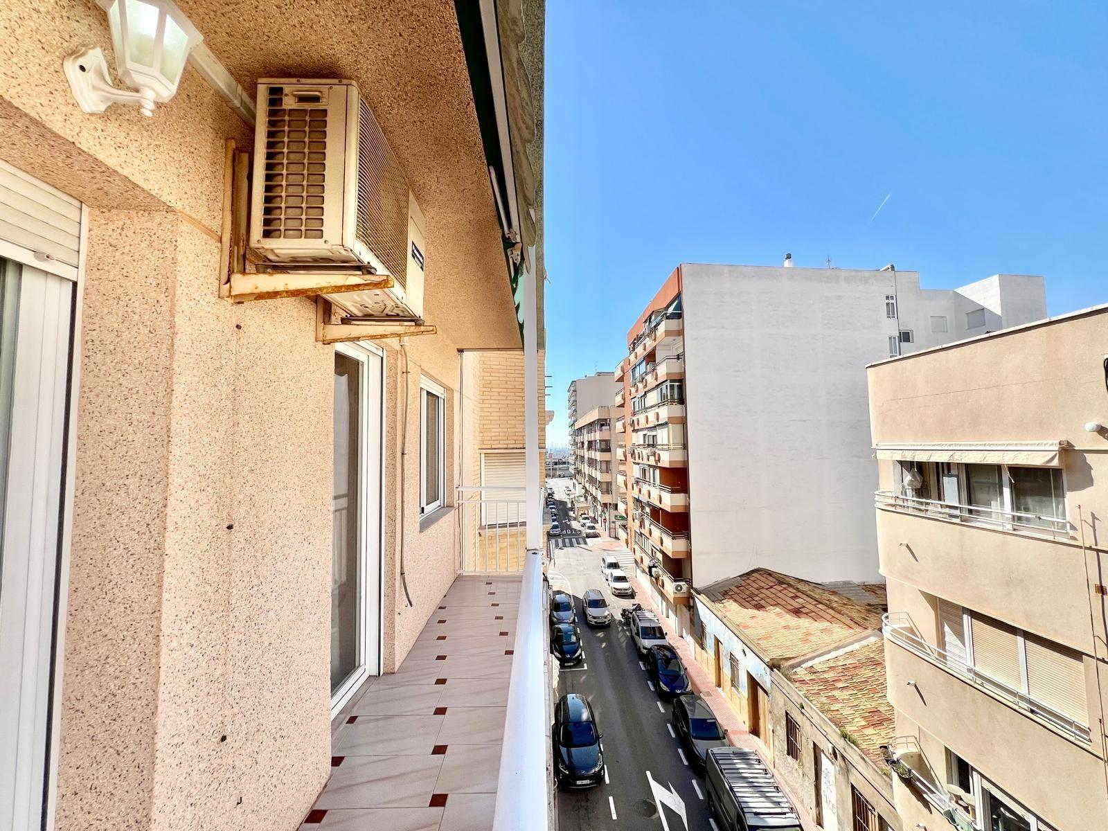 Wohnung in Santa Pola, Alicante, Spanien 1 Schlafzimmer, 90 m2 Nr. 165890