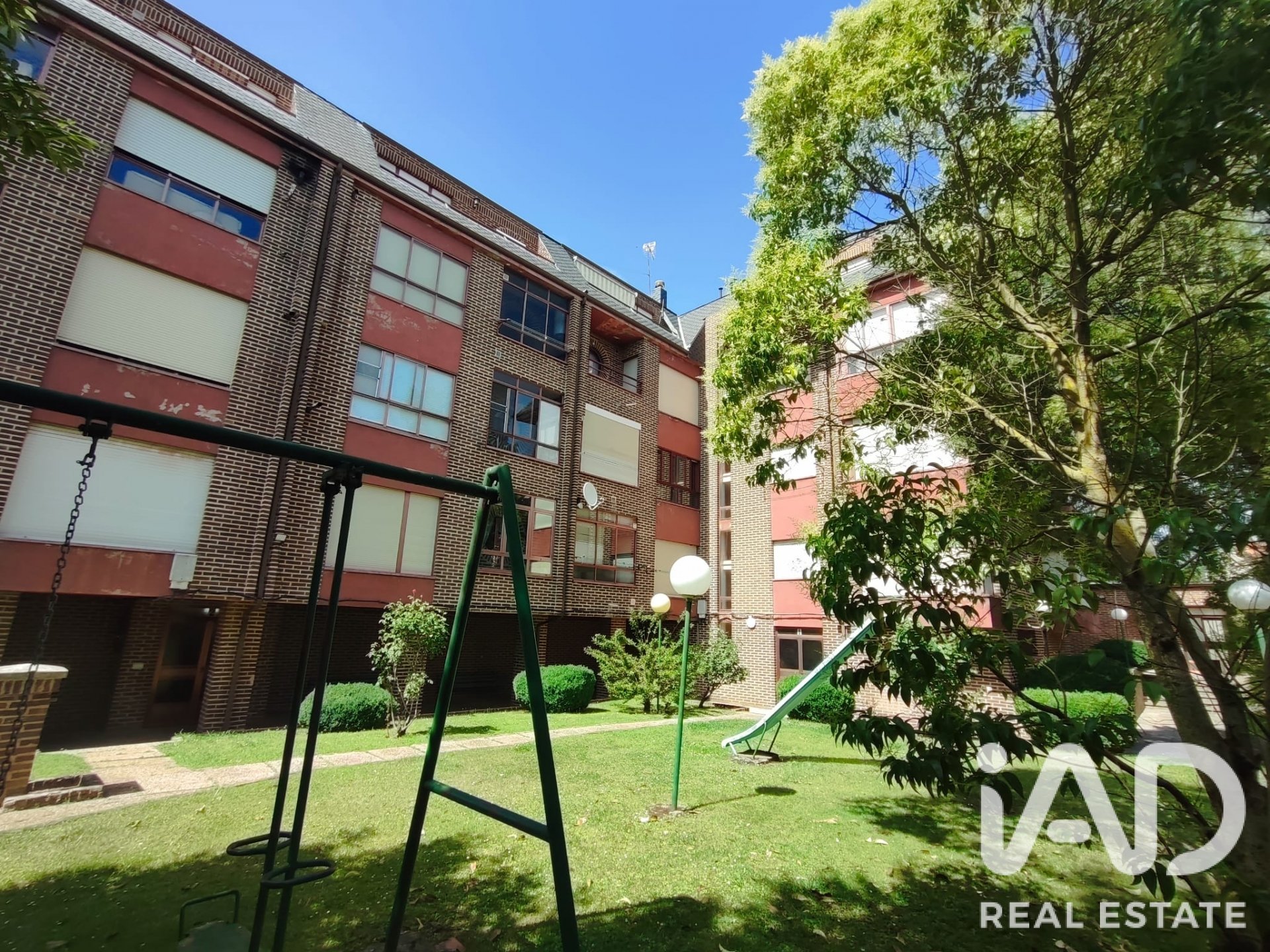 Penthouse w Villarejo de Orbigo, Leon, Hiszpania 3 sypialnie, 94 mkw. nr 194422