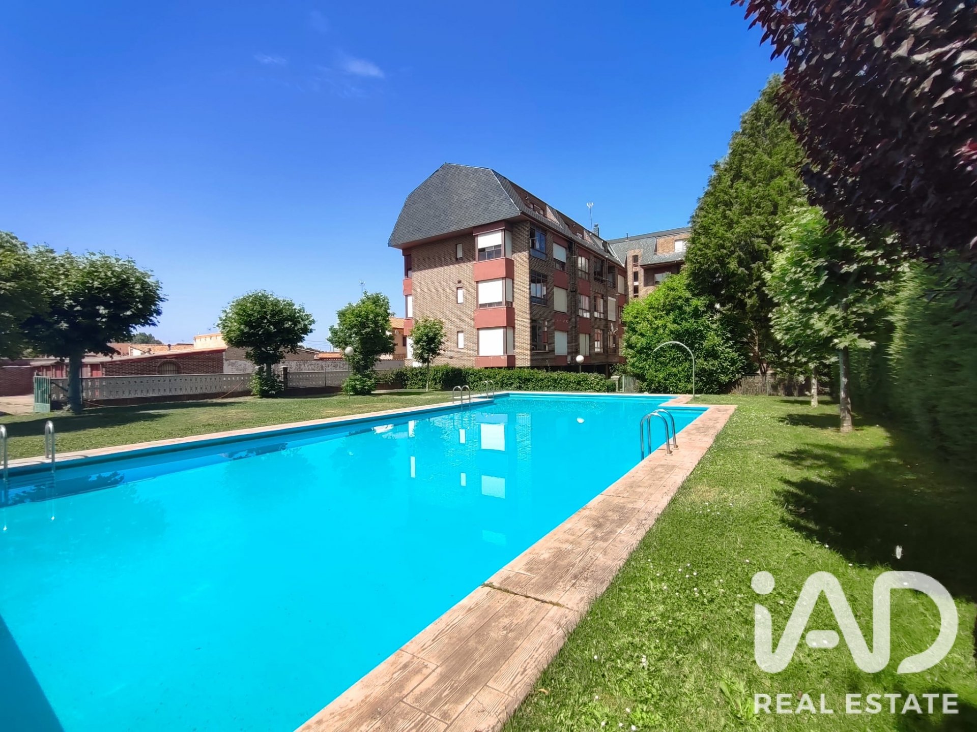 Penthouse w Villarejo de Orbigo, Leon, Hiszpania 3 sypialnie, 94 mkw. nr 194422