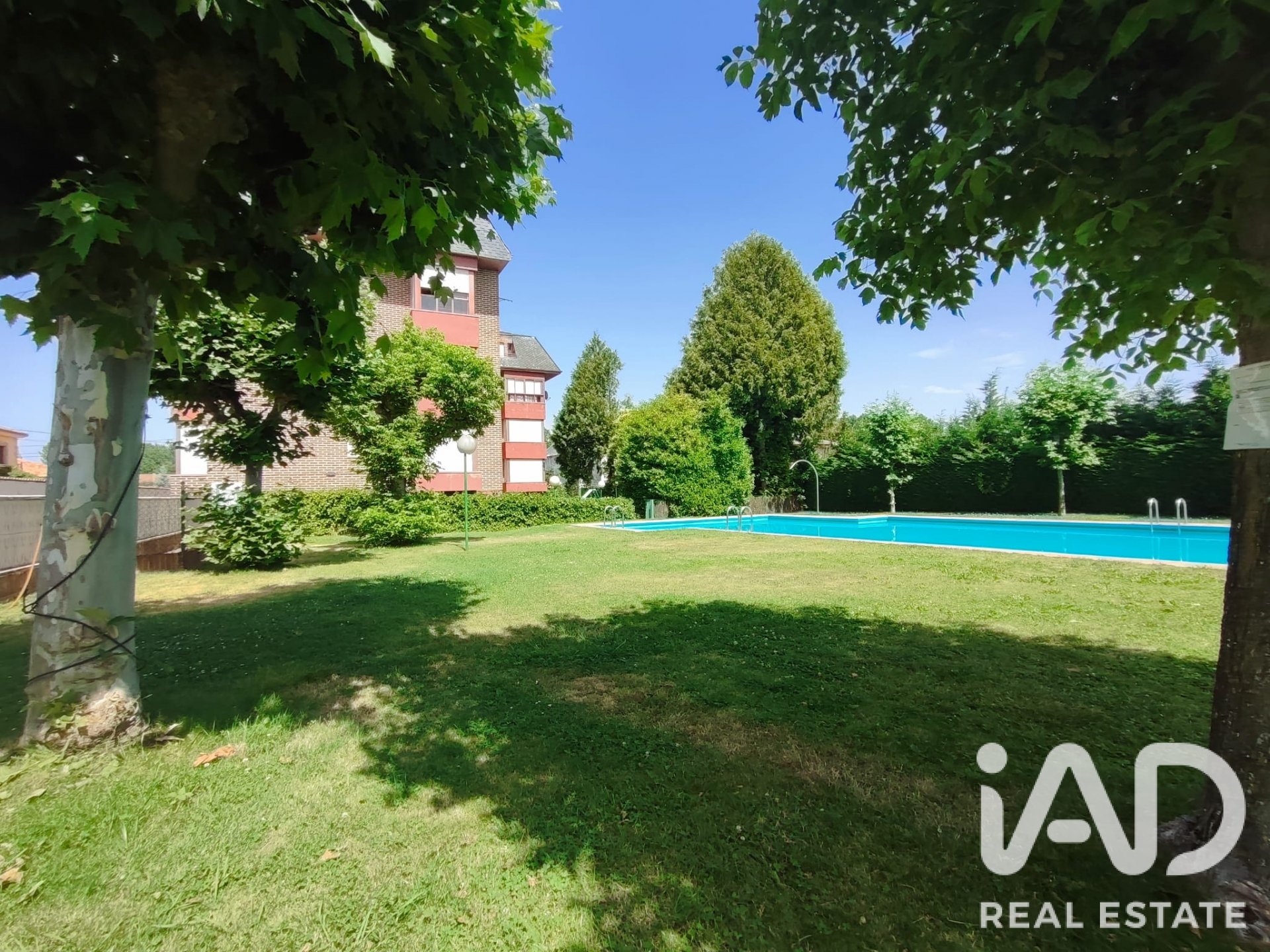 Penthouse w Villarejo de Orbigo, Leon, Hiszpania 3 sypialnie, 94 mkw. nr 194422