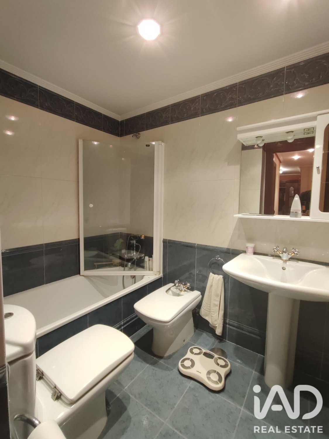 Apartment à Leon, Espagne 2 chambres, 93 m2 No. 194421