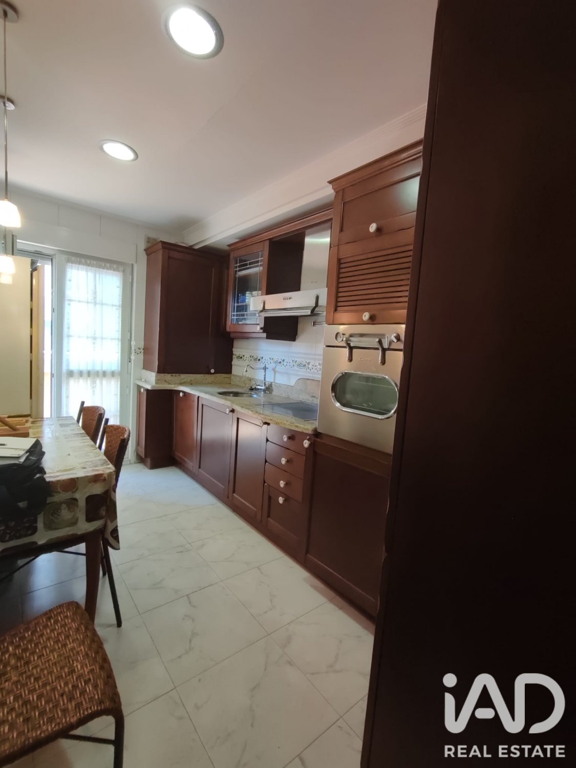 Apartment à Leon, Espagne 2 chambres, 93 m2 No. 194421
