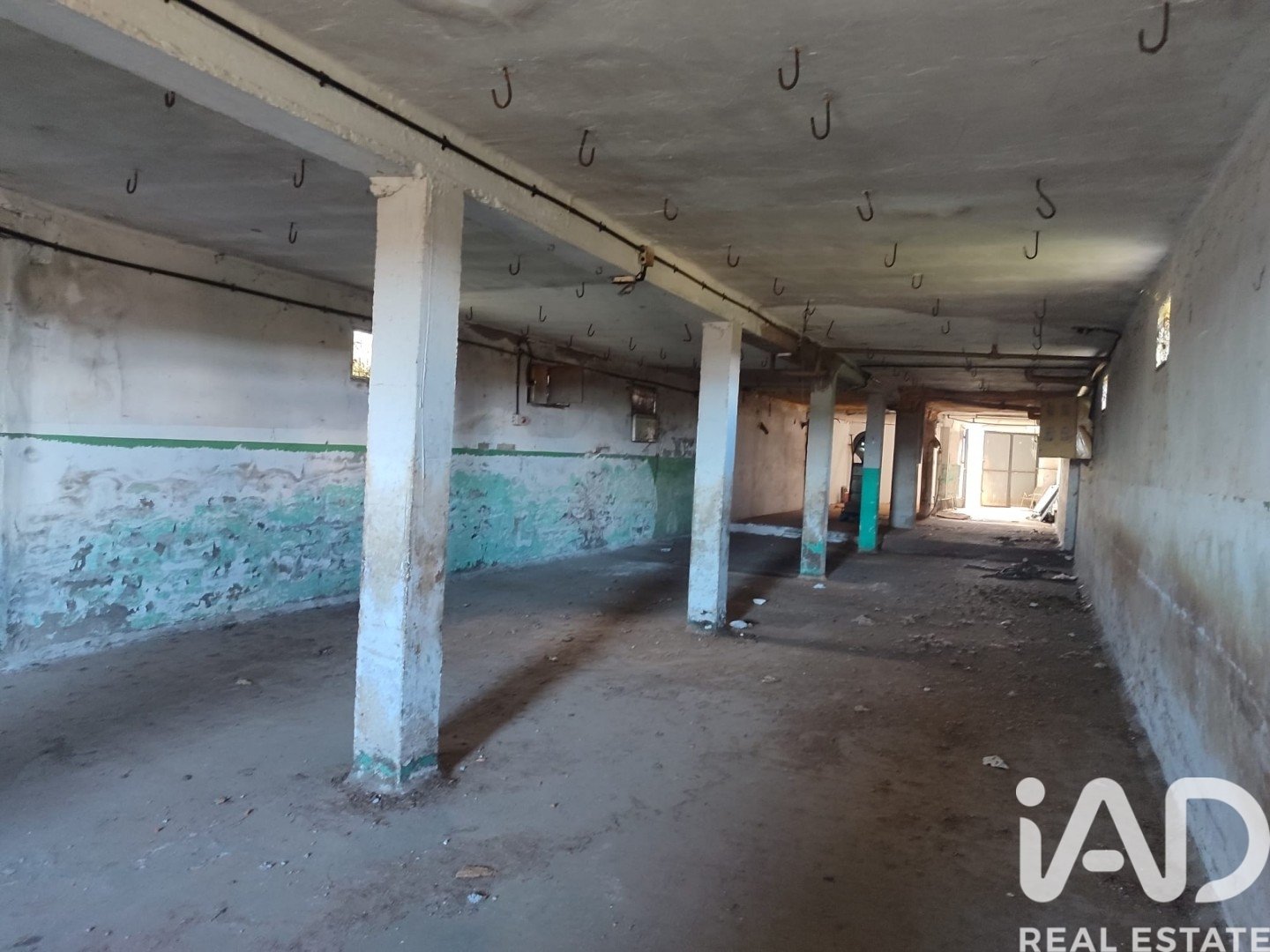 Commercial property in Astorga, Leon, Spain 2137 sq.m. No. 194418