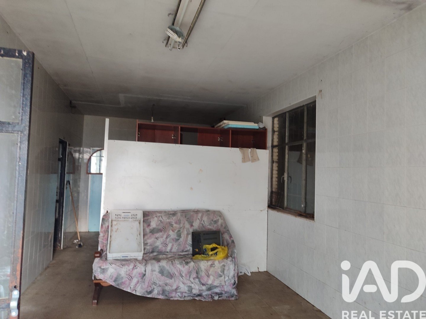 Commercial property in Astorga, Leon, Spain 2137 sq.m. No. 194418