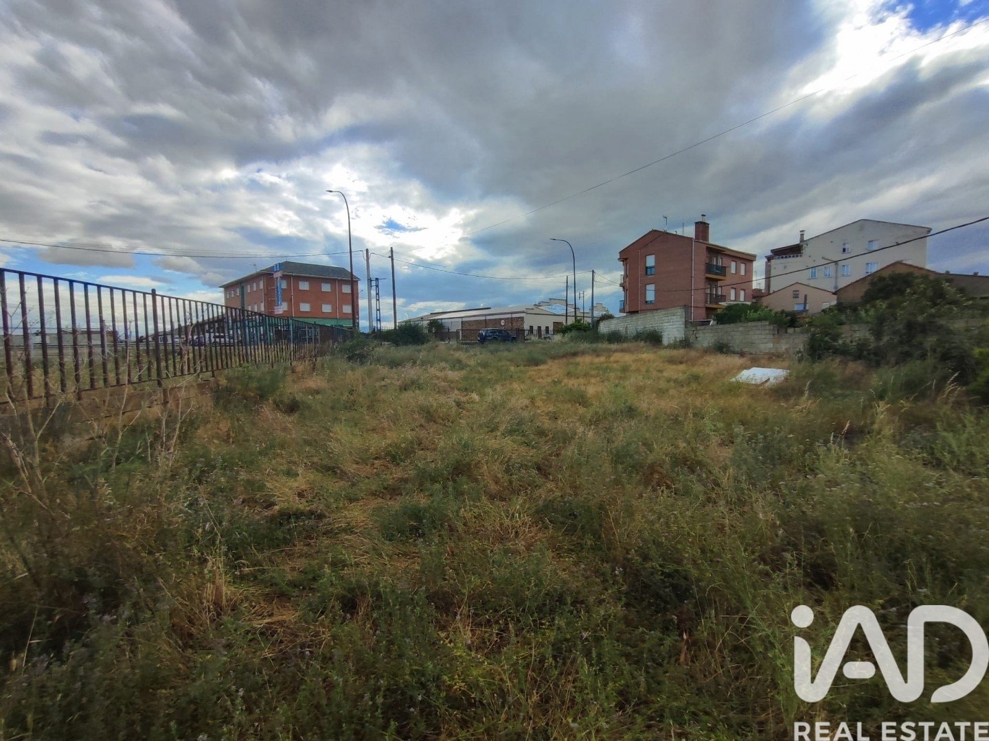 Commercial property in Astorga, Leon, Spain 2137 sq.m. No. 194418