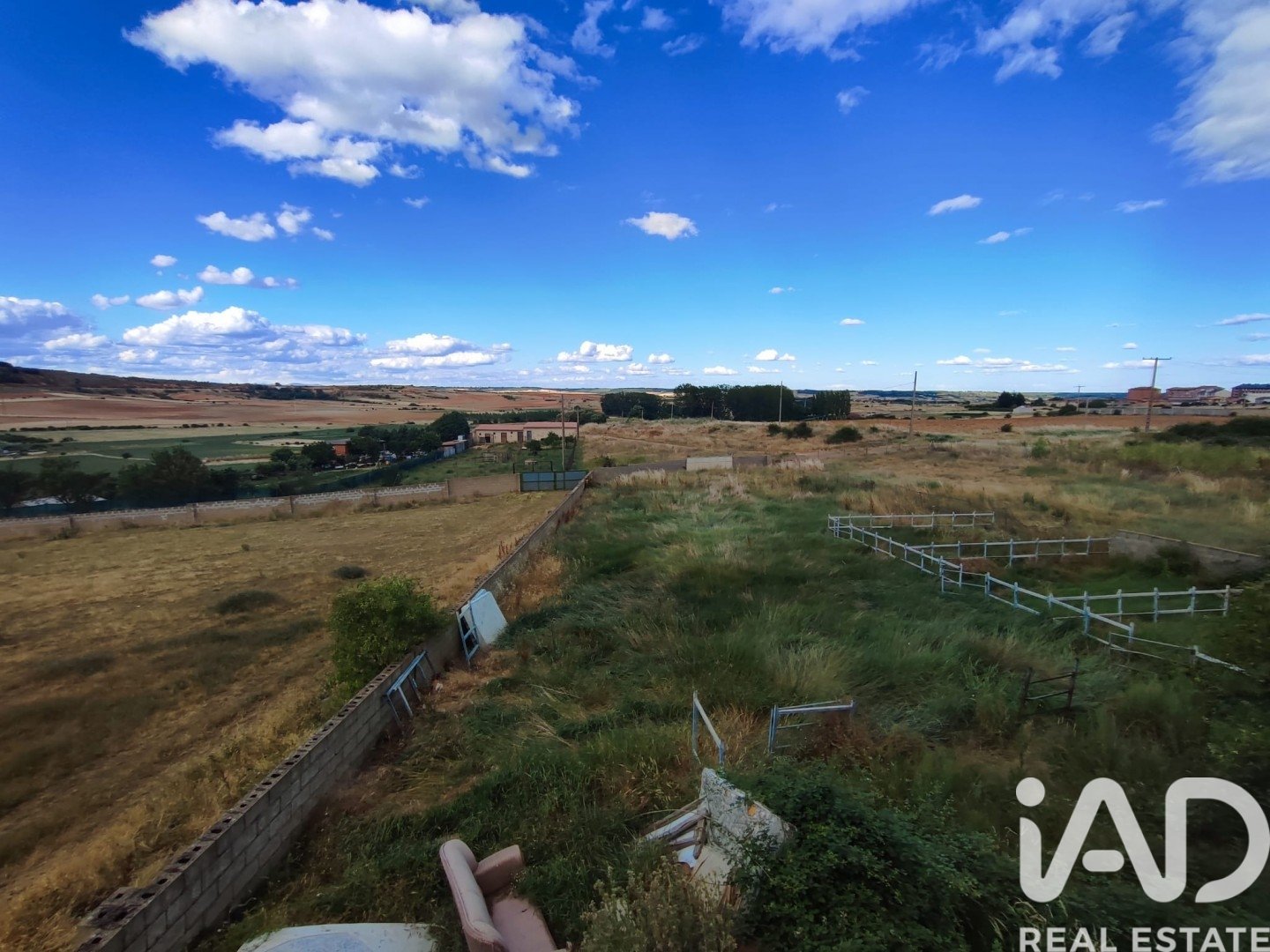 Commercial property in Astorga, Leon, Spain 2137 sq.m. No. 194418