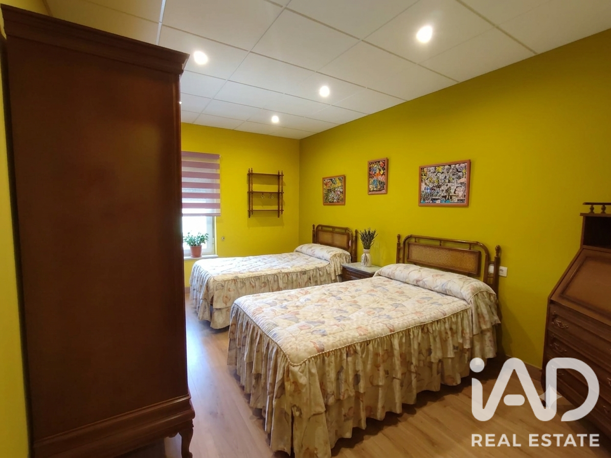 Casa a Leon, Spagna 2 camere da letto, 319 mq. N° 194419