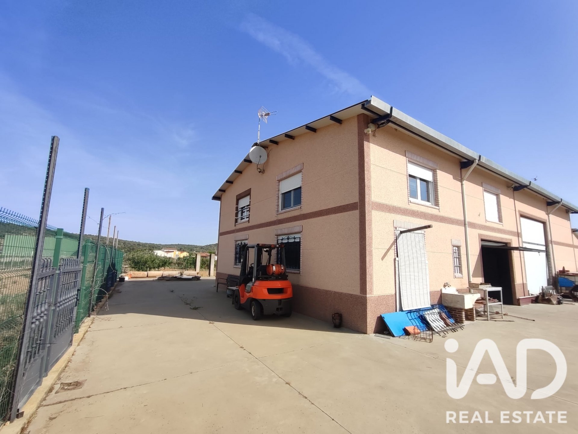 Casa a Leon, Spagna 2 camere da letto, 319 mq. N° 194419