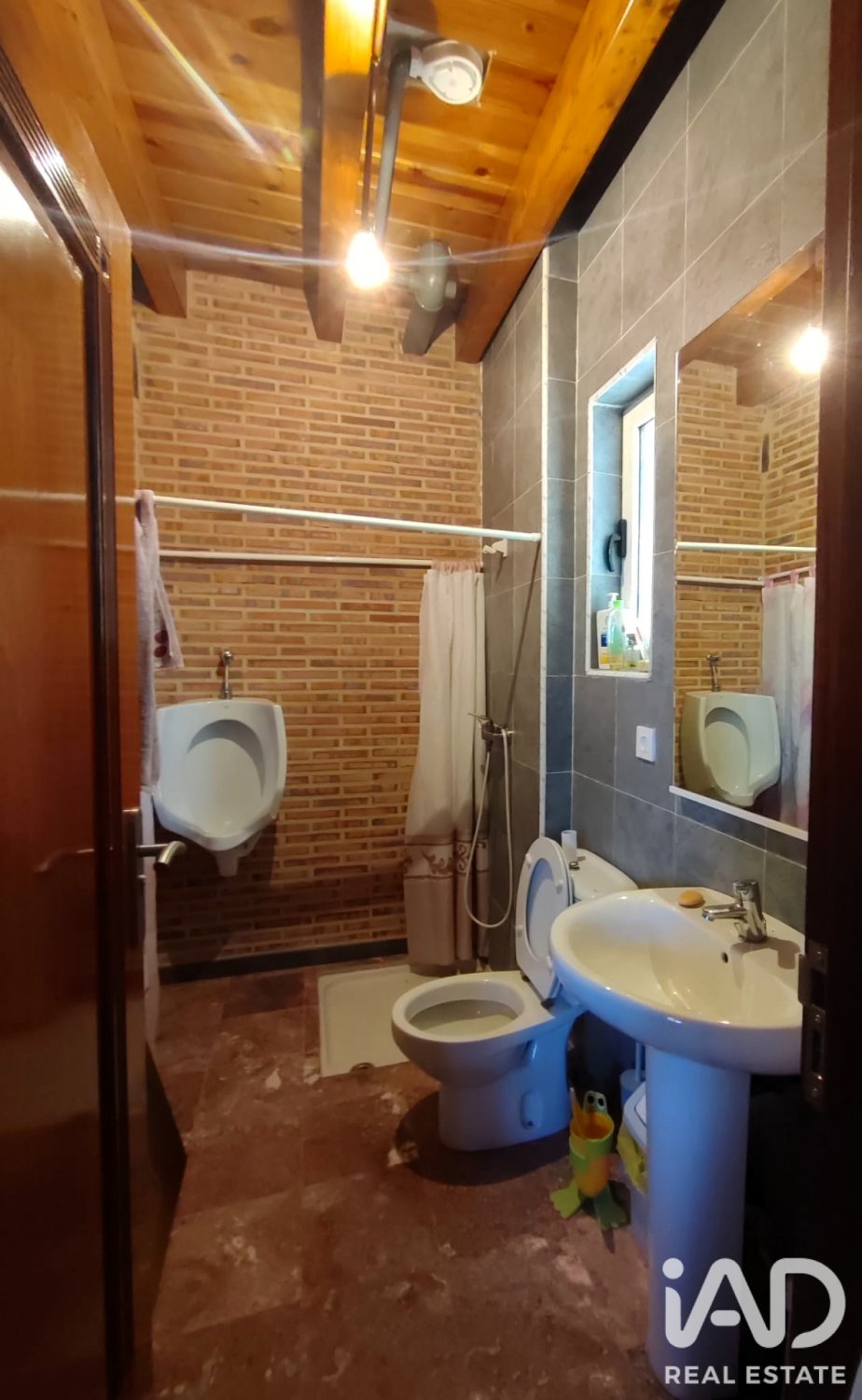 Casa a Leon, Spagna 2 camere da letto, 319 mq. N° 194419